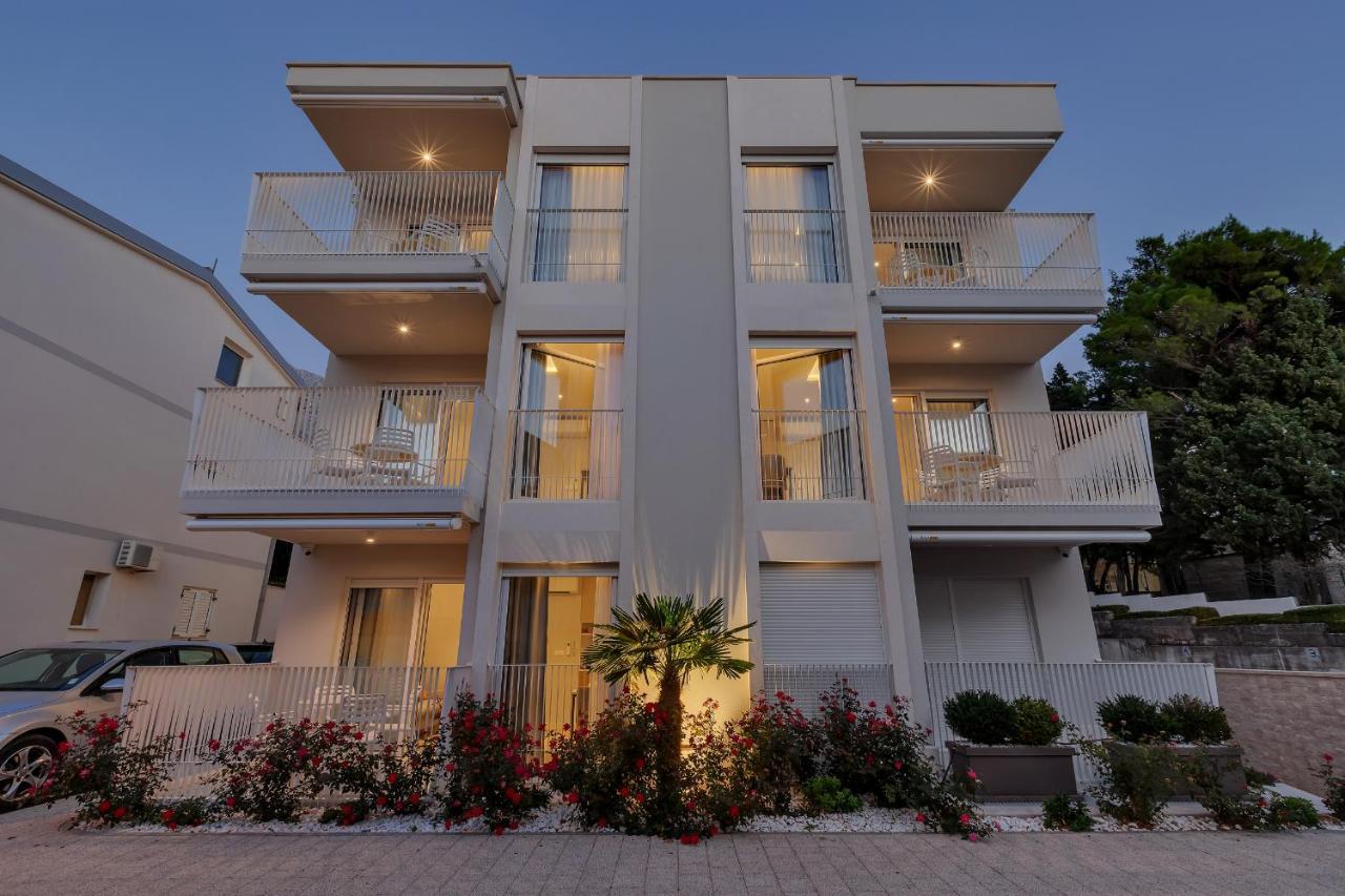 Villa Anchor Baška Voda エクステリア 写真