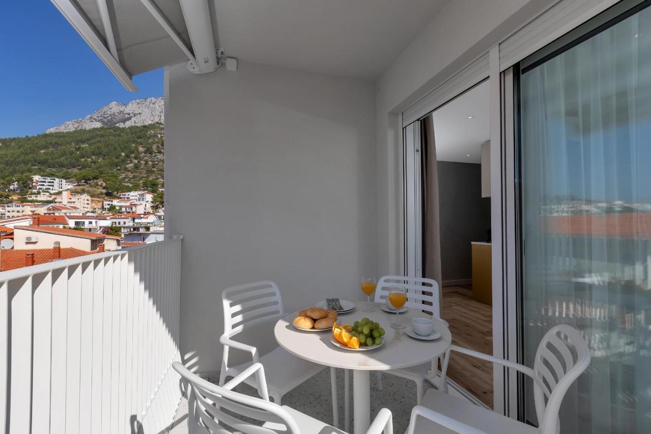 Villa Anchor Baška Voda エクステリア 写真