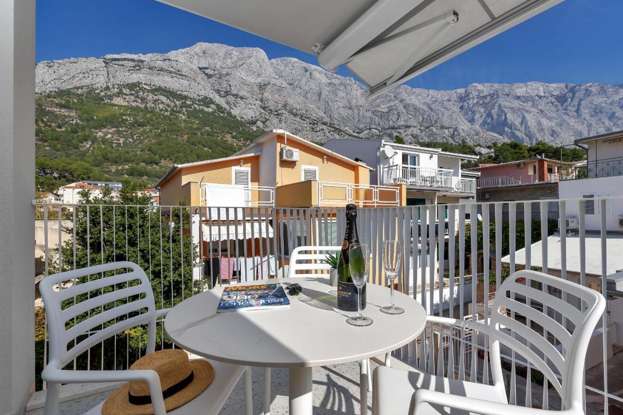 Villa Anchor Baška Voda エクステリア 写真