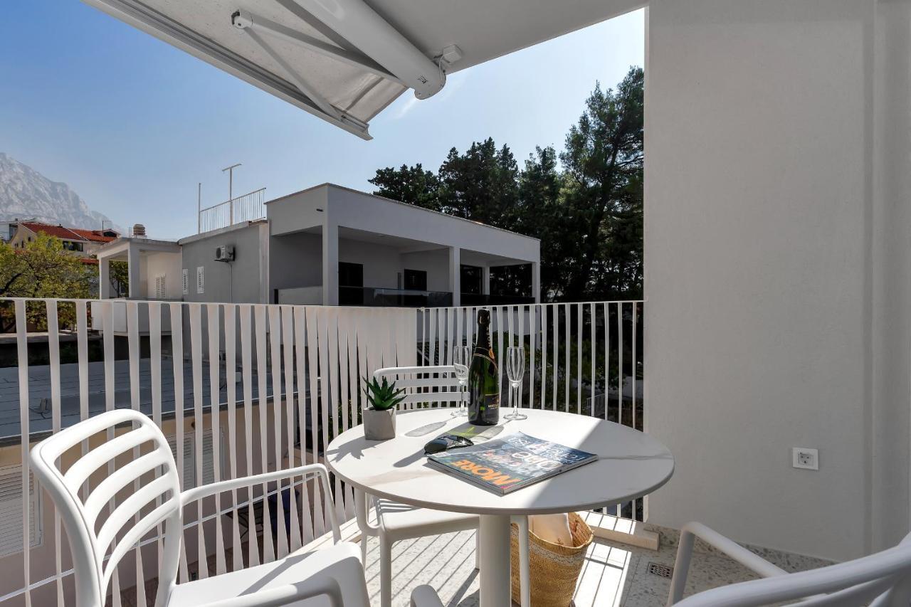 Villa Anchor Baška Voda エクステリア 写真