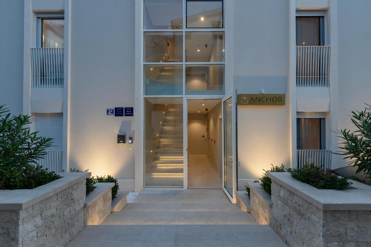 Villa Anchor Baška Voda エクステリア 写真